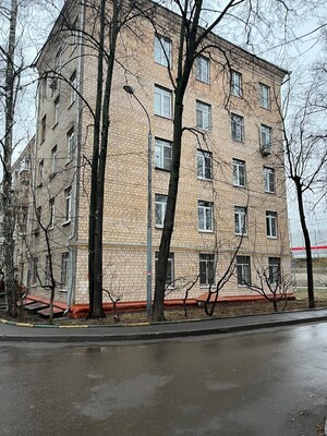 Продам многокомнатную квартиру, Окружной проезд, 12, Москва г