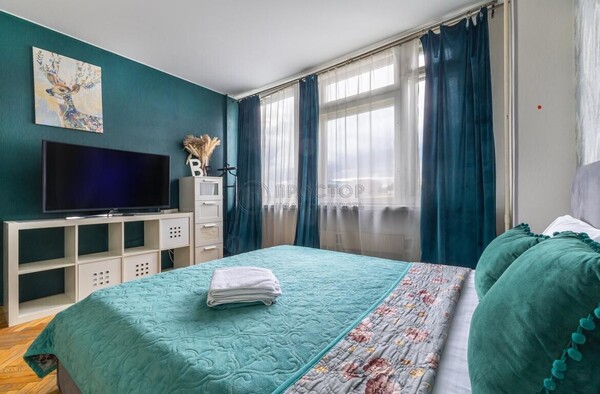 Продам однокомнатную (1-комн.) квартиру, Волоколамское ш, 41к1, Москва г