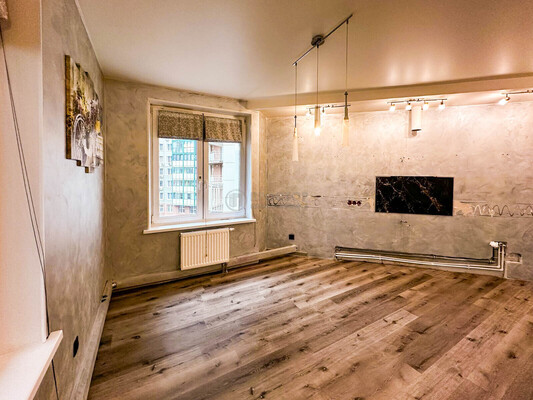 Продам двухкомнатную (2-комн.) квартиру, Игоря Мерлушкина ул, 2, Красногорск г