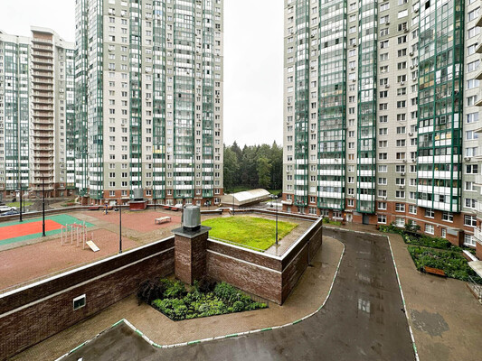 Продам двухкомнатную (2-комн.) квартиру, Игоря Мерлушкина ул, 2, Красногорск г