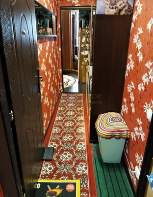 Продам трехкомнатную (3-комн.) квартиру, Толбухина ул, 7к1, Москва г