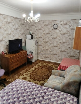 Продам трехкомнатную (3-комн.) квартиру, Толбухина ул, 7к1, Москва г