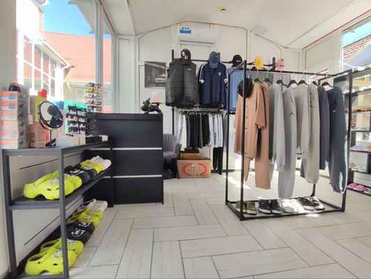 Продам торговое помещение 16,5 м2, Красноармейская ул, 13а, Анапа г