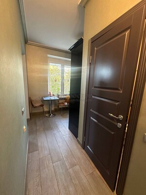 Продам двухкомнатную (2-комн.) квартиру, Бочкова ул, 8, Москва г