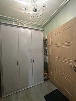 Продам двухкомнатную (2-комн.) квартиру, Бочкова ул, 8, Москва г