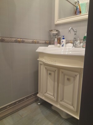 Продам двухкомнатную (2-комн.) квартиру, Бочкова ул, 8, Москва г