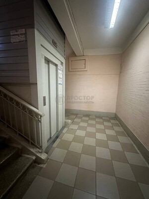 Продам двухкомнатную (2-комн.) квартиру, Бочкова ул, 8, Москва г