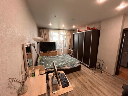 Продам двухкомнатную (2-комн.) квартиру, Троицкая ул, 3, Павлино д