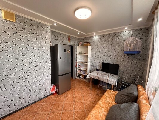 Продам двухкомнатную (2-комн.) квартиру, Троицкая ул, 3, Павлино д