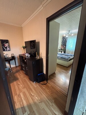 Продам трехкомнатную (3-комн.) квартиру, 13-я Парковая ул, 20к1, Москва г