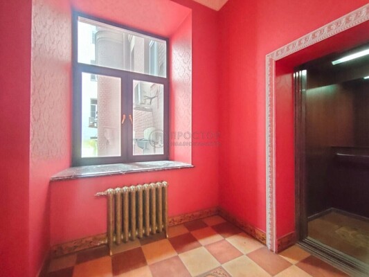 Продам двухкомнатную (2-комн.) квартиру, Брюсов пер, 2/14с2, Москва г