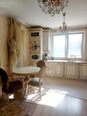 Продам двухкомнатную (2-комн.) квартиру, Будённого пр-кт, 26к2, Москва г