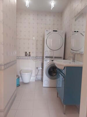Продам двухкомнатную (2-комн.) квартиру, Будённого пр-кт, 26к2, Москва г