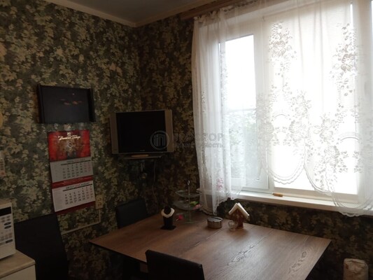 Продам двухкомнатную (2-комн.) квартиру, Мусы Джалиля ул, 38к1, Москва г