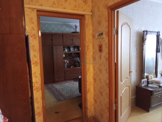 Продам двухкомнатную (2-комн.) квартиру, Мусы Джалиля ул, 38к1, Москва г