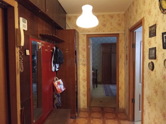 Продам двухкомнатную (2-комн.) квартиру, Мусы Джалиля ул, 38к1, Москва г