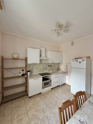 Продам однокомнатную (1-комн.) квартиру, Литературный (Пригород Лесное мкр.) б-р, 4, Мисайлово д