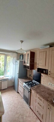 Продам двухкомнатную (2-комн.) квартиру, 16-я Парковая ул, 18, Москва г
