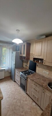 Продам двухкомнатную (2-комн.) квартиру, 16-я Парковая ул, 18, Москва г