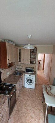 Продам двухкомнатную (2-комн.) квартиру, 16-я Парковая ул, 18, Москва г