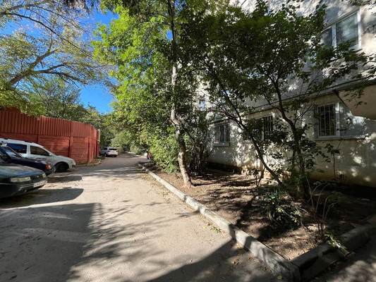 Продам двухкомнатную (2-комн.) квартиру, Беспалова ул, 29, Симферополь г