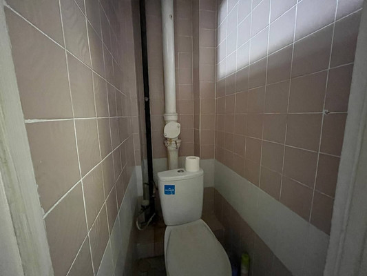 Продам двухкомнатную (2-комн.) квартиру, Беспалова ул, 29, Симферополь г