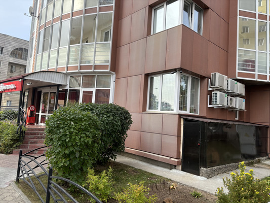 Продам торговое помещение 100 м2, Карла Маркса ул, 111, Сыктывкар г