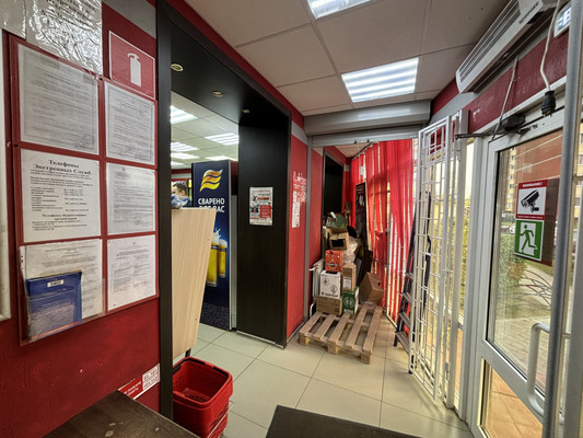 Продам торговое помещение 100 м2, Карла Маркса ул, 111, Сыктывкар г