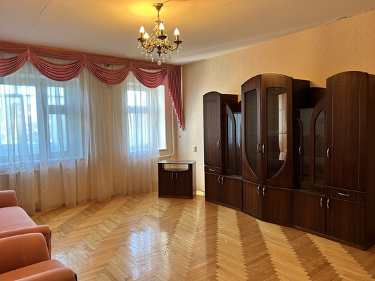 Продам двухкомнатную (2-комн.) квартиру, Кремлёвская ул, 26А, Йошкар-Ола г