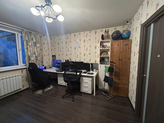 Продам трехкомнатную (3-комн.) квартиру, Салтыковская ул, 7к1, Москва г
