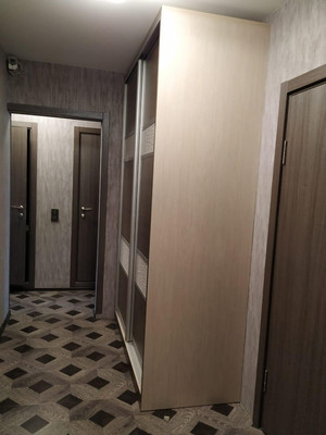 Продам трехкомнатную (3-комн.) квартиру, Салтыковская ул, 7к1, Москва г