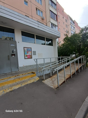 Продам трехкомнатную (3-комн.) квартиру, Салтыковская ул, 7к1, Москва г
