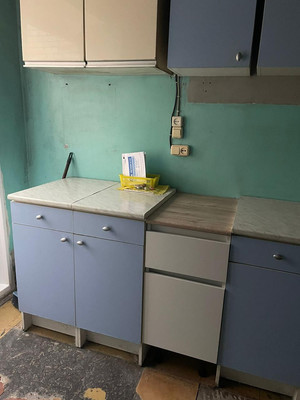 Продам комнату в 8-комн. квартире, Купчинская ул, 21к1, Санкт-Петербург г