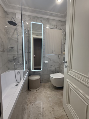 Продам трехкомнатную (3-комн.) квартиру, Ильинский б-р, 8, Красногорск г