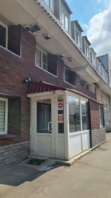 Продам однокомнатную (1-комн.) квартиру, Варшавское ш, 17с5, Москва г