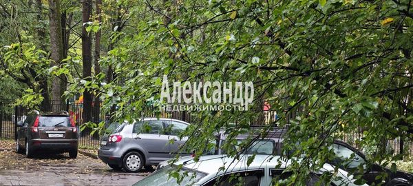 Продам трехкомнатную (3-комн.) квартиру, Тимуровская ул, 24к1, Санкт-Петербург г