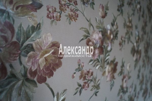 Продам трехкомнатную (3-комн.) квартиру, Тимуровская ул, 24к1, Санкт-Петербург г