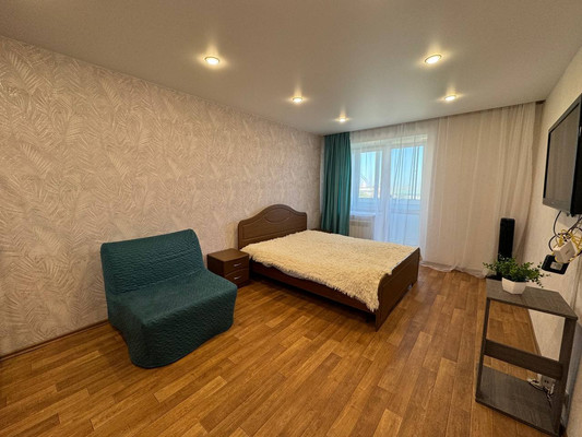 Продам однокомнатную (1-комн.) квартиру, Первостроителей пр-кт, 22к1, Комсомольск-на-Амуре г