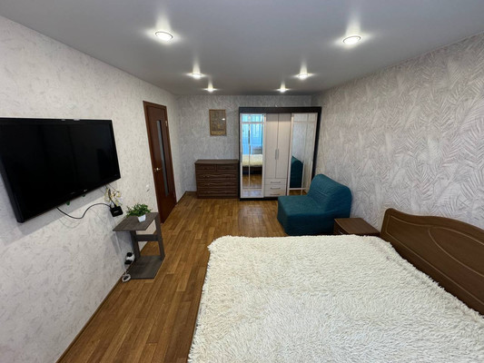 Продам однокомнатную (1-комн.) квартиру, Первостроителей пр-кт, 22к1, Комсомольск-на-Амуре г