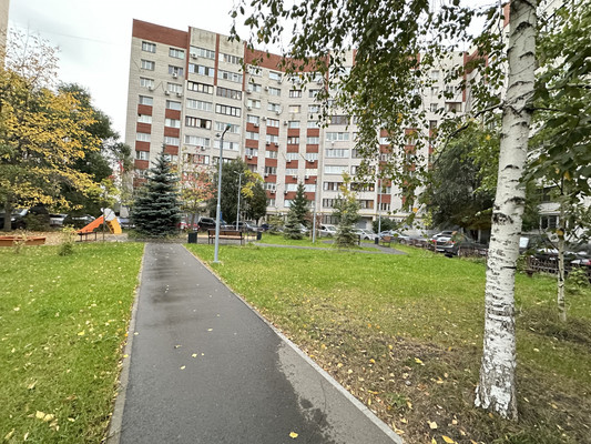 Продам многокомнатную квартиру, Чистопольская ул, 10/8, Казань г