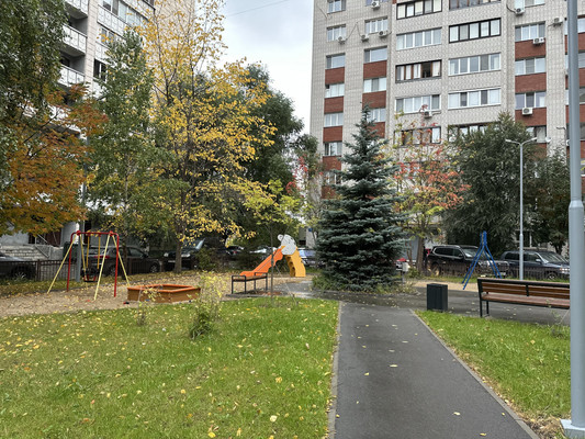 Продам многокомнатную квартиру, Чистопольская ул, 10/8, Казань г