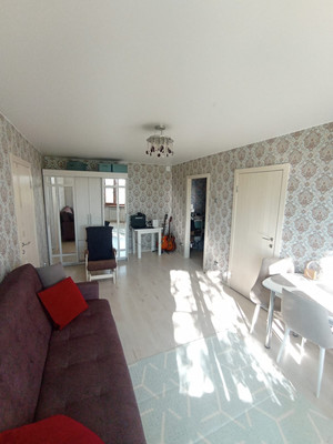 Продам трехкомнатную (3-комн.) квартиру, Железнодорожная ул, 66, Тярлево п