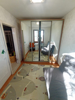 Продам трехкомнатную (3-комн.) квартиру, Железнодорожная ул, 66, Тярлево п