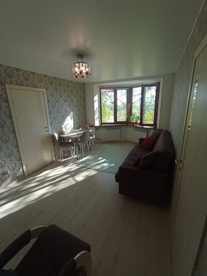 Продам трехкомнатную (3-комн.) квартиру, Железнодорожная ул, 66, Тярлево п