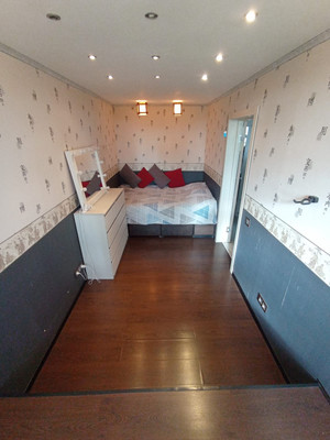 Продам трехкомнатную (3-комн.) квартиру, Железнодорожная ул, 66, Тярлево п