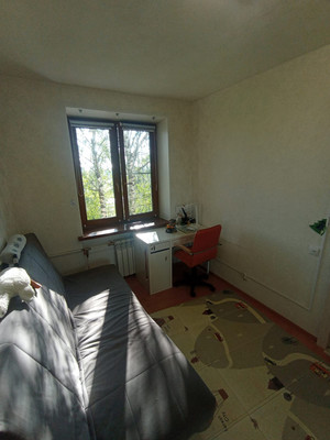 Продам трехкомнатную (3-комн.) квартиру, Железнодорожная ул, 66, Тярлево п