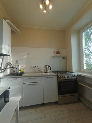 Продам трехкомнатную (3-комн.) квартиру, Железнодорожная ул, 66, Тярлево п