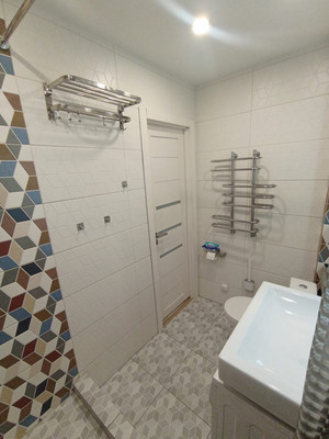 Продам трехкомнатную (3-комн.) квартиру, Железнодорожная ул, 66, Тярлево п