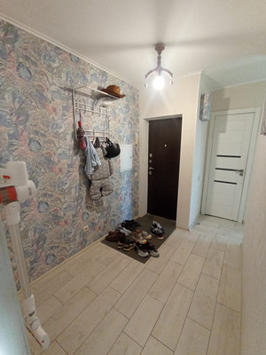 Продам трехкомнатную (3-комн.) квартиру, Железнодорожная ул, 66, Тярлево п