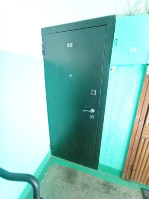 Продам трехкомнатную (3-комн.) квартиру, Железнодорожная ул, 66, Тярлево п